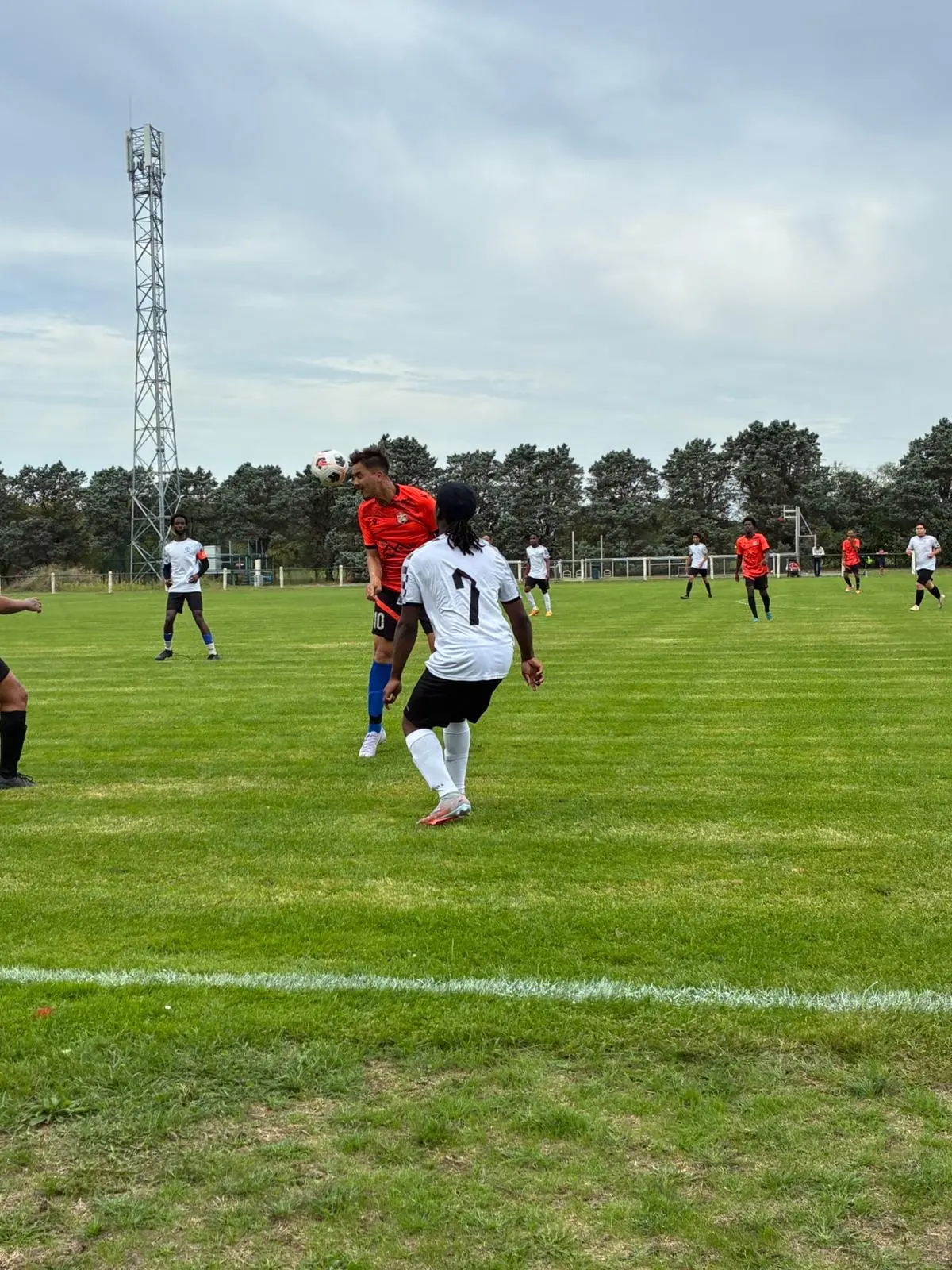 Duel en pleine rencontre — USCA Angers
