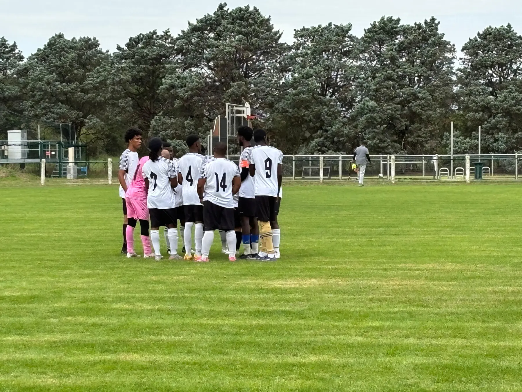 Cercle d’équipe avant la reprise — USCA Angers